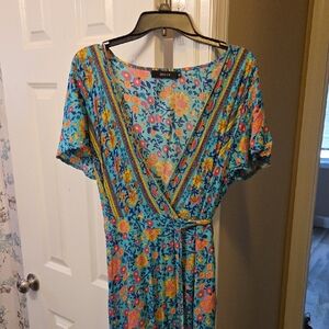 Zesica Floral Wrap Dress -